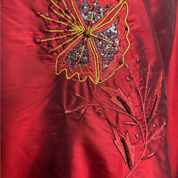 Tunique Red Embroidered Jacket - Picture 3 of 8